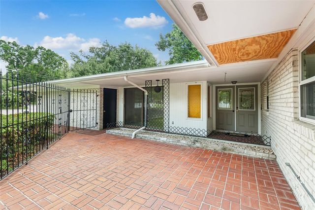 1900 MANOR CIRCLE SE, Winter Haven, FL 33880