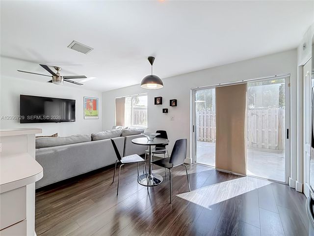 5073 NW 114th Court, Doral, FL 33178