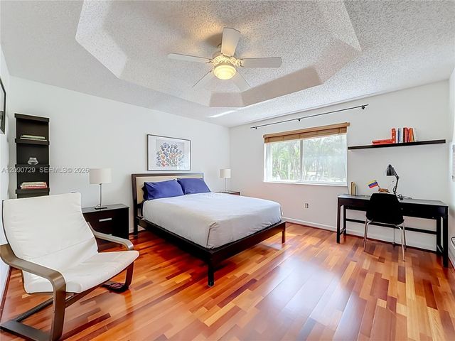 5073 NW 114th Court, Doral, FL 33178