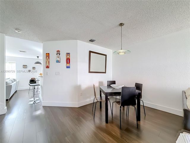 5073 NW 114th Court, Doral, FL 33178