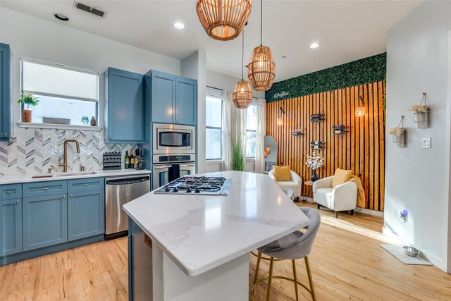 1016 Liberty Street 2, Dallas, TX 75204