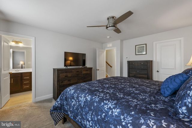 12140 GREY SQUIRREL ST, Clarksburg, MD 20871