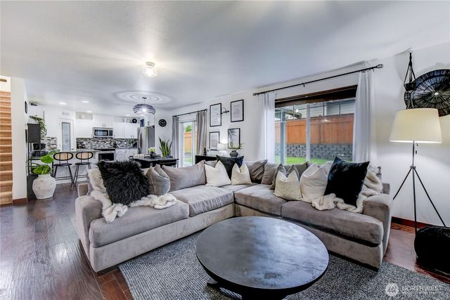 27844 72nd Avenue NW, Stanwood, WA 98292