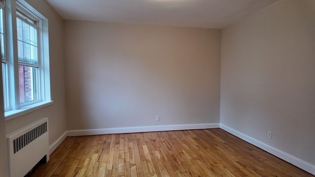 9 Dexter St 4, Malden, MA 02148