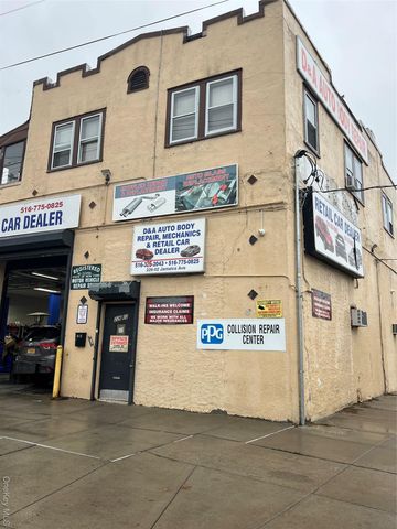 226-02 Jamaica Avenue, Floral Park, NY 11001