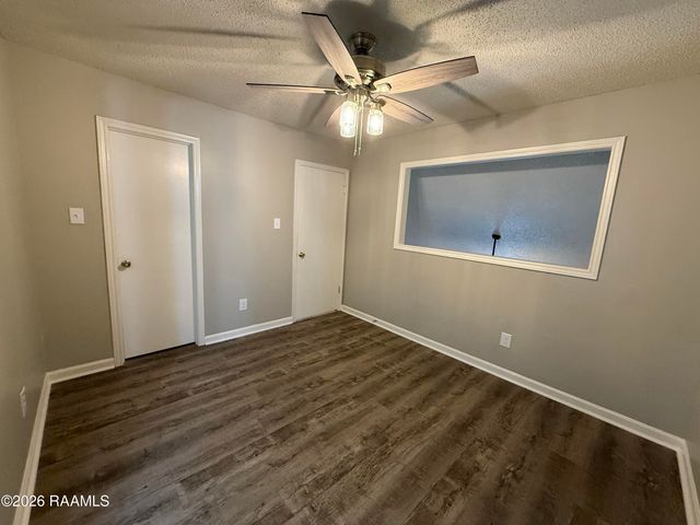 205 Long Plantation Boulevard Apt J, Lafayette, LA 70508