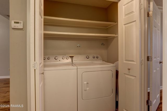 205 Long Plantation Boulevard Apt J, Lafayette, LA 70508