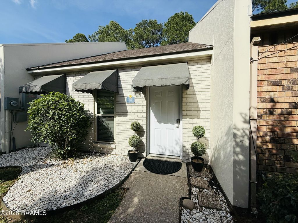205 Long Plantation Boulevard Apt J, Lafayette, LA 70508