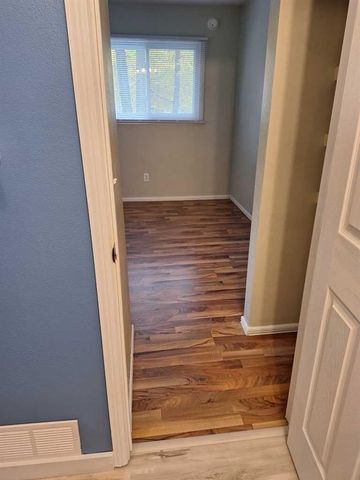 9550 Golf Port Drive #202, Stanwood, MI 49346