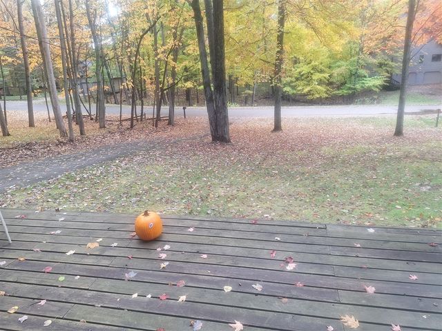 9550 Golf Port Drive #202, Stanwood, MI 49346