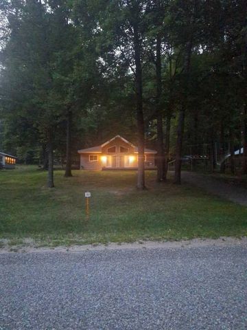 9550 Golf Port Drive #202, Stanwood, MI 49346