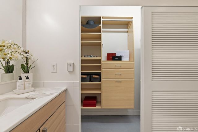 555 4th Street 104, San Francisco, CA 94107