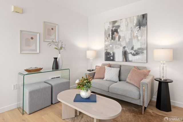 555 4th Street 104, San Francisco, CA 94107