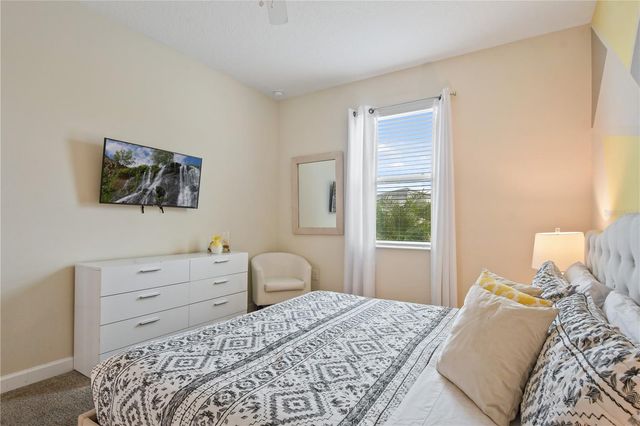 8834 CABOT CLIFFS DRIVE, Davenport, FL 33896