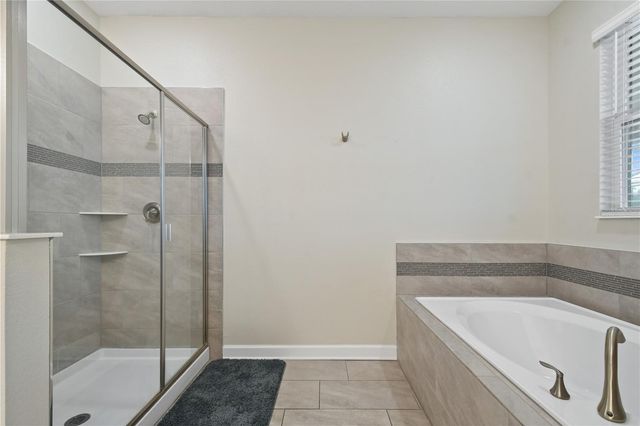 8834 CABOT CLIFFS DRIVE, Davenport, FL 33896