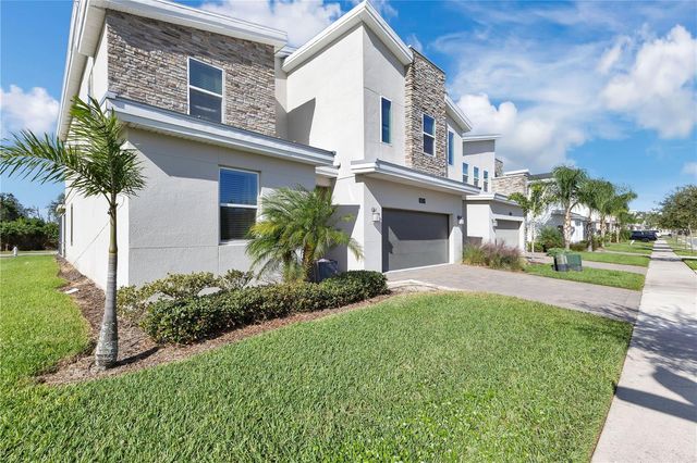 8834 CABOT CLIFFS DRIVE, Davenport, FL 33896