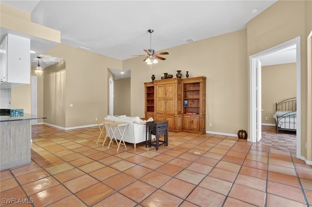 5902 Bermuda LN, Naples, FL 34119