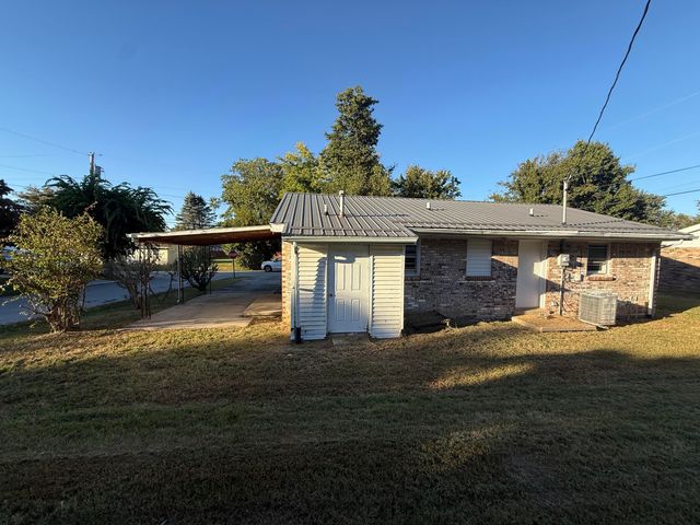 122 Rogers Street, Berea, KY 40403