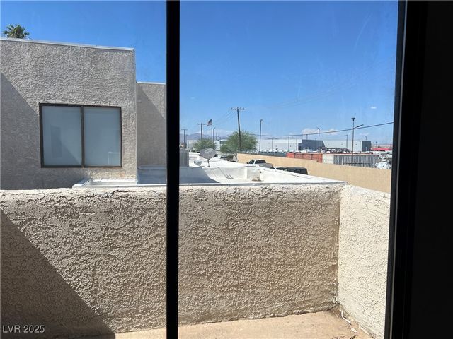 2679 Jacyra Avenue, Las Vegas, NV 89121