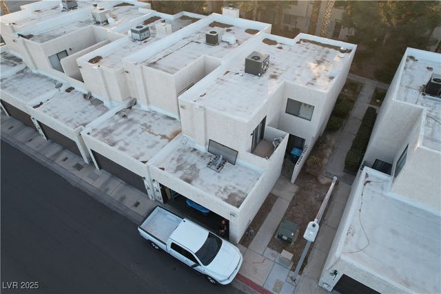 2679 Jacyra Avenue, Las Vegas, NV 89121