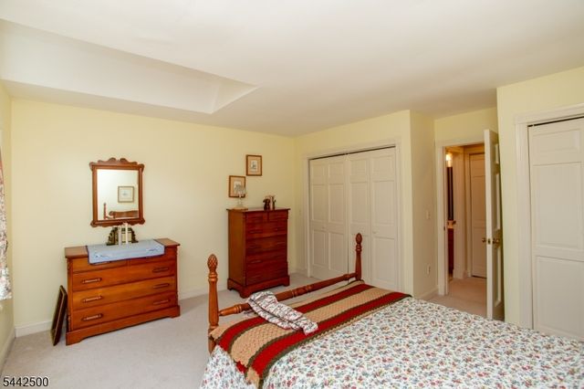 13 Rock Creek Woods, Lambertville City, NJ 08530