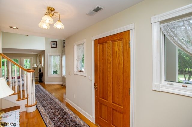 13 Rock Creek Woods, Lambertville City, NJ 08530