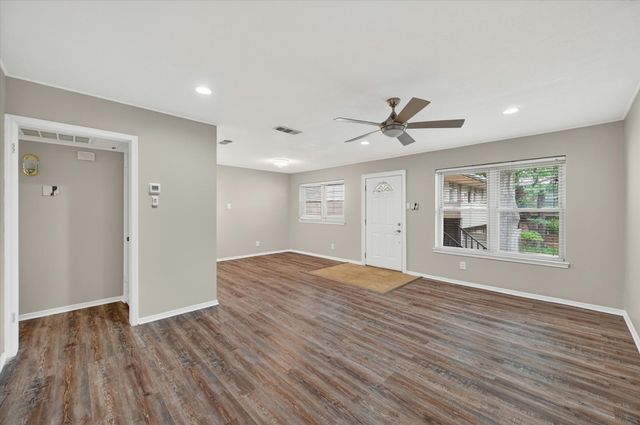 7929 Royal Lane 220, Dallas, TX 75230