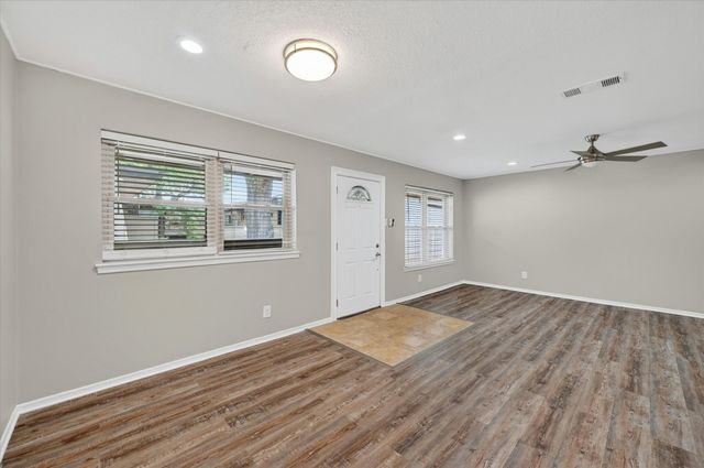 7929 Royal Lane 220, Dallas, TX 75230