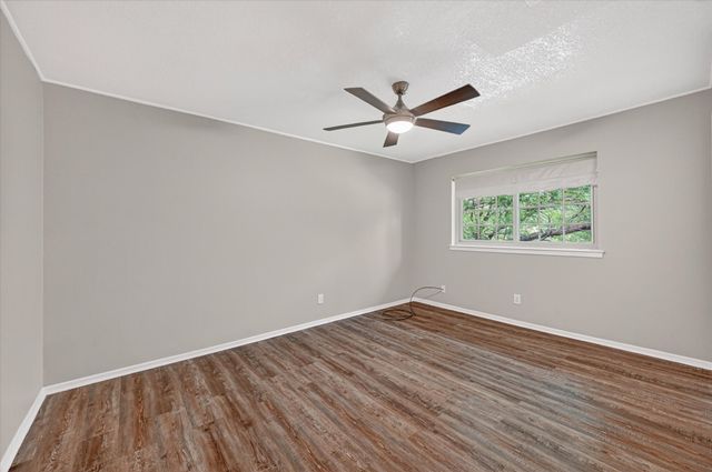 7929 Royal Lane 220, Dallas, TX 75230