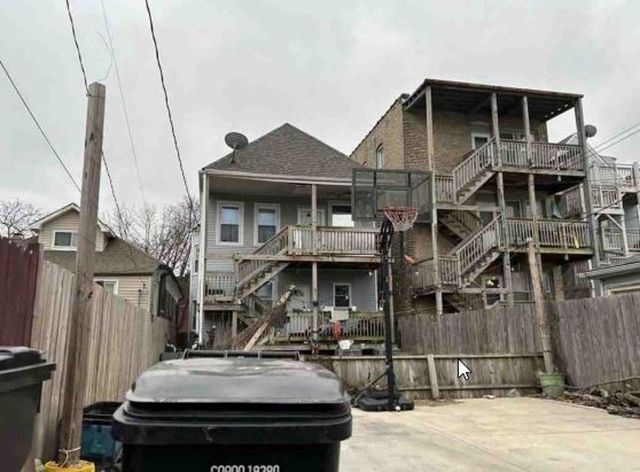 4904 W Byron Street, Chicago, IL 60641