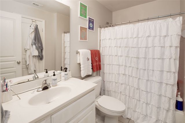 1725 Harvey Mitchell Parkway S 2224, College Station, TX 77840