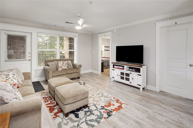 1725 Harvey Mitchell Parkway S 2224, College Station, TX 77840