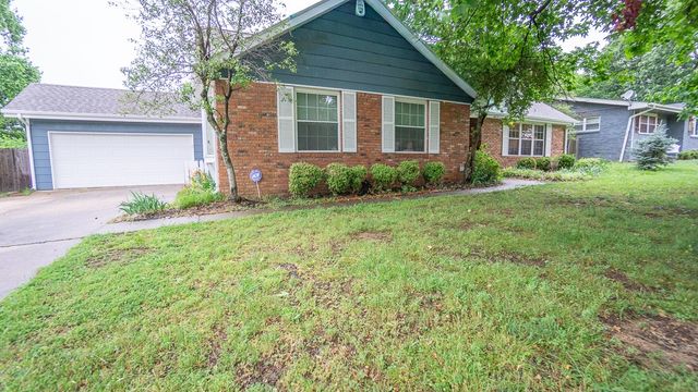 1847 E Wheeler Avenue, Fayetteville, AR 72703