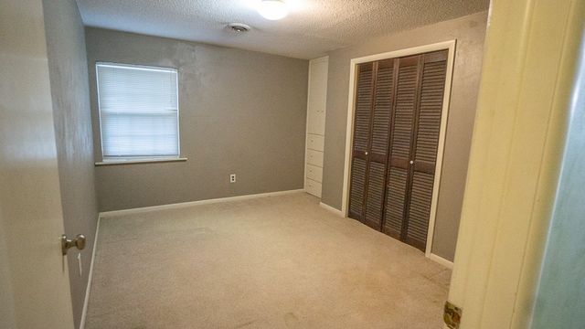 1847 E Wheeler Avenue, Fayetteville, AR 72703