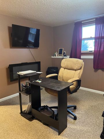 404 Birch Drive, Fredericksburg, IA 50630