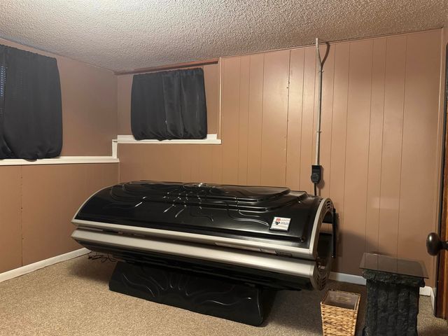 404 Birch Drive, Fredericksburg, IA 50630