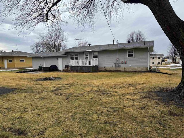 404 Birch Drive, Fredericksburg, IA 50630