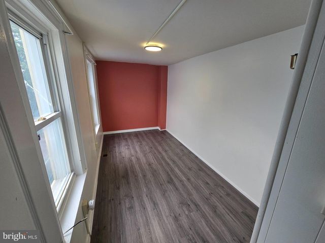 330 MOSS ST, Reading, PA 19604