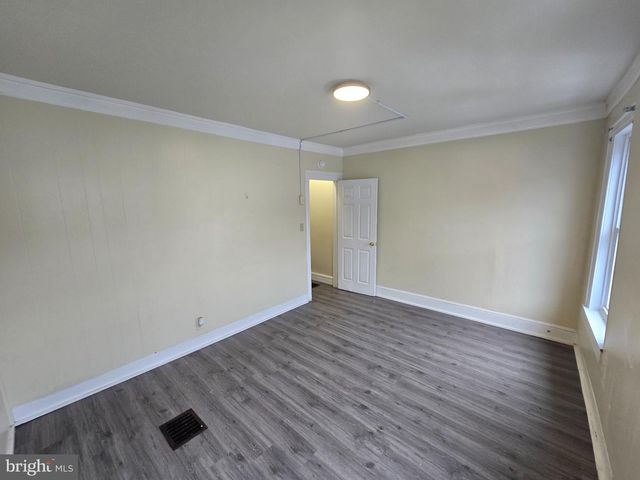 330 MOSS ST, Reading, PA 19604