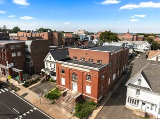54 Washington Street, Middletown, CT 06457
