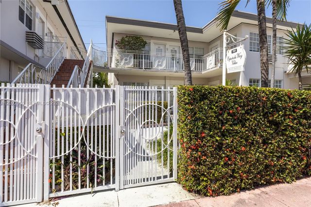 717 Espanola Way 207, Miami Beach, FL 33139