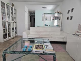 717 Espanola Way 207, Miami Beach, FL 33139