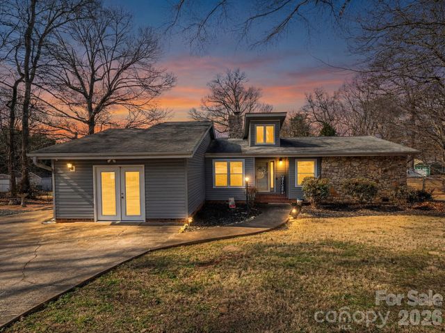 3005 Irish Street, Newton, NC 28658