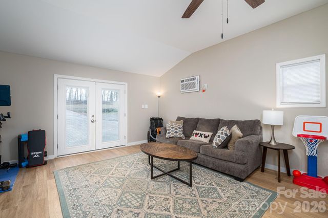 3005 Irish Street, Newton, NC 28658