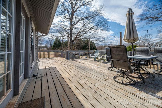 3005 Irish Street, Newton, NC 28658