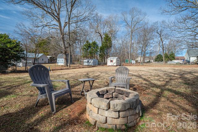 3005 Irish Street, Newton, NC 28658