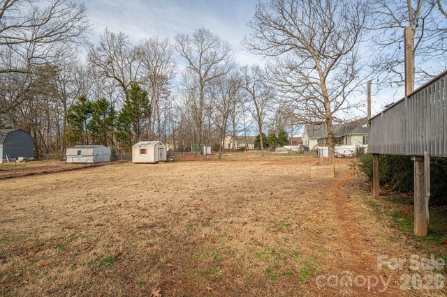 3005 Irish Street, Newton, NC 28658