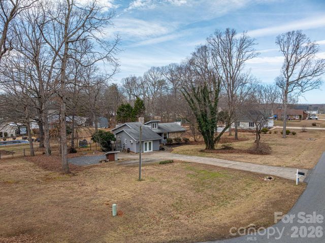 3005 Irish Street, Newton, NC 28658