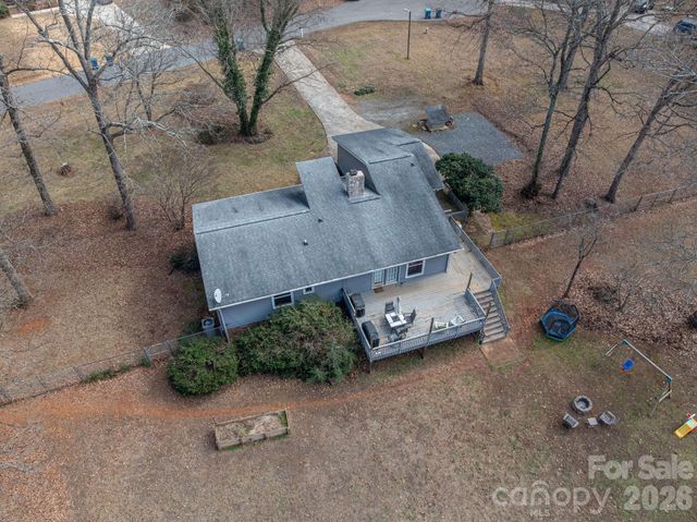 3005 Irish Street, Newton, NC 28658