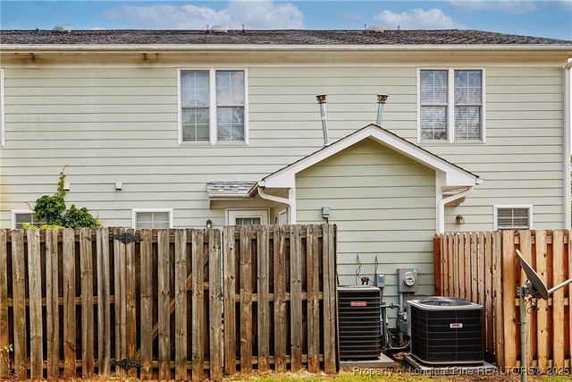 456 Cityview Lane, Fayetteville, NC 28301